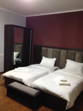 Отели типа «постель и завтрак» Monte Bianco Местиа Двухместный номер с 1 кроватью и собственной ванной комнатой-9